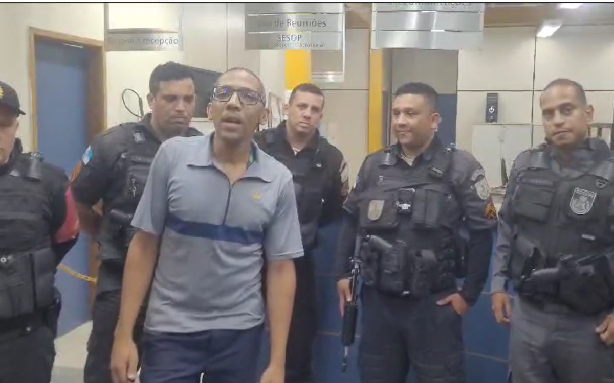 O dono do carro fez questão de agradecer o trabalho dos policiais do 20º BPM e do Proeis Nilópolis