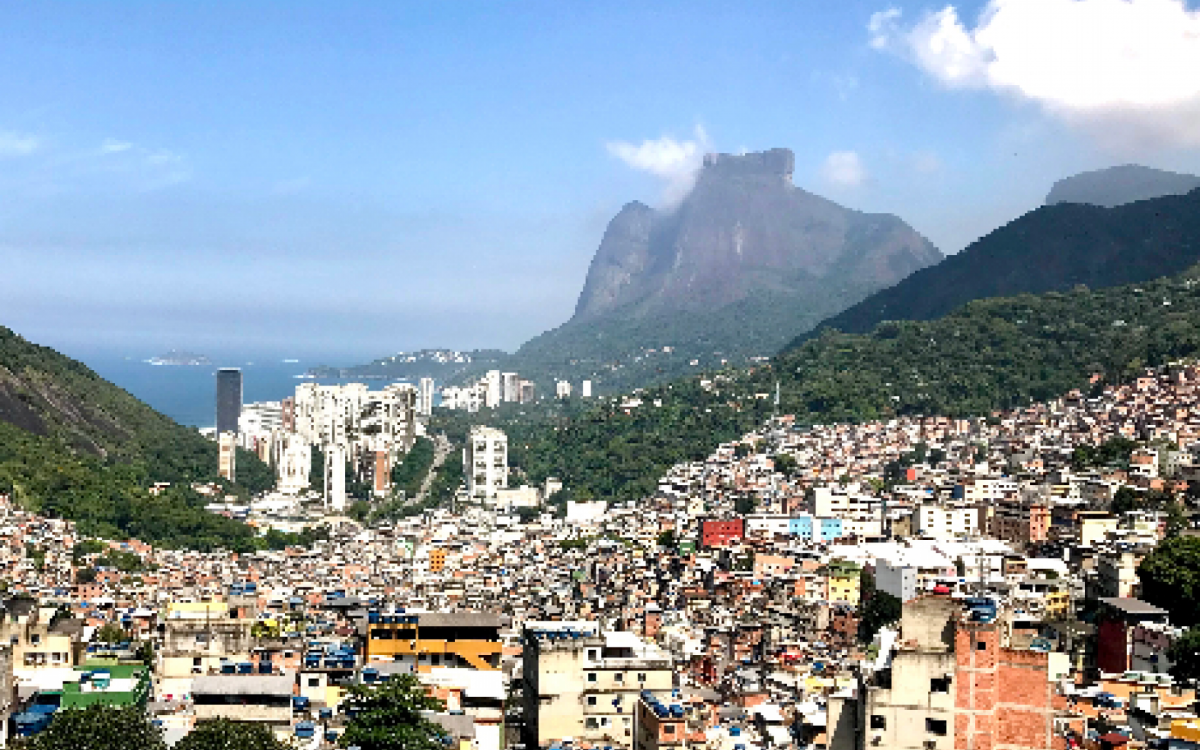 Pedra da Gávea, vista da Rocinha foi uma das fotos campeãs do concurso