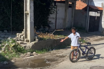 Moradores do Manoel Corrêa pedem socorro diante do abandono da prefeitura