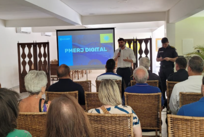 Bernardo Rossi apresenta programas de segurança pública a representantes de condomínios de Petrópolis