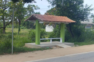 Prefeitura de Saquarema faz obras e constrói novos pontos de ônibus na cidade