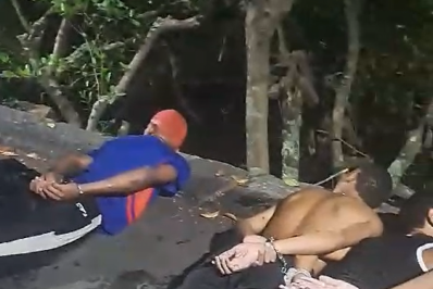 Suspeitos mergulham na Lagoa Rodrigo de Freitas durante perseguição policial e acabam presos