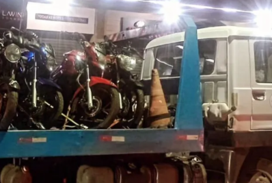 Blitz apreende 28 motos e dois carros em Nova Friburgo