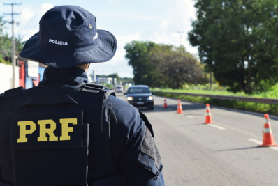 PRF intensifica fiscalização nas rodovias durante feriado de Natal