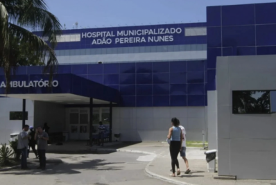 Passageiro baleado durante assalto em ônibus na Baixada segue em estado gravíssimo