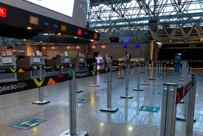 Mulher é presa no Galeão com 5kg de cocaína diluídos em tecidos de roupas 