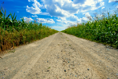 Governo investe mais de R$ 950 milhões em estradas vicinais