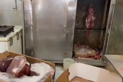 Dupla é presa por armazenar e vender carne imprópria para consumo na Baixada