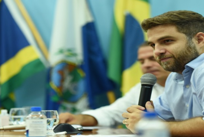 Dez mil famílias carentes podem virar vítimas do impasse para votação da LOA