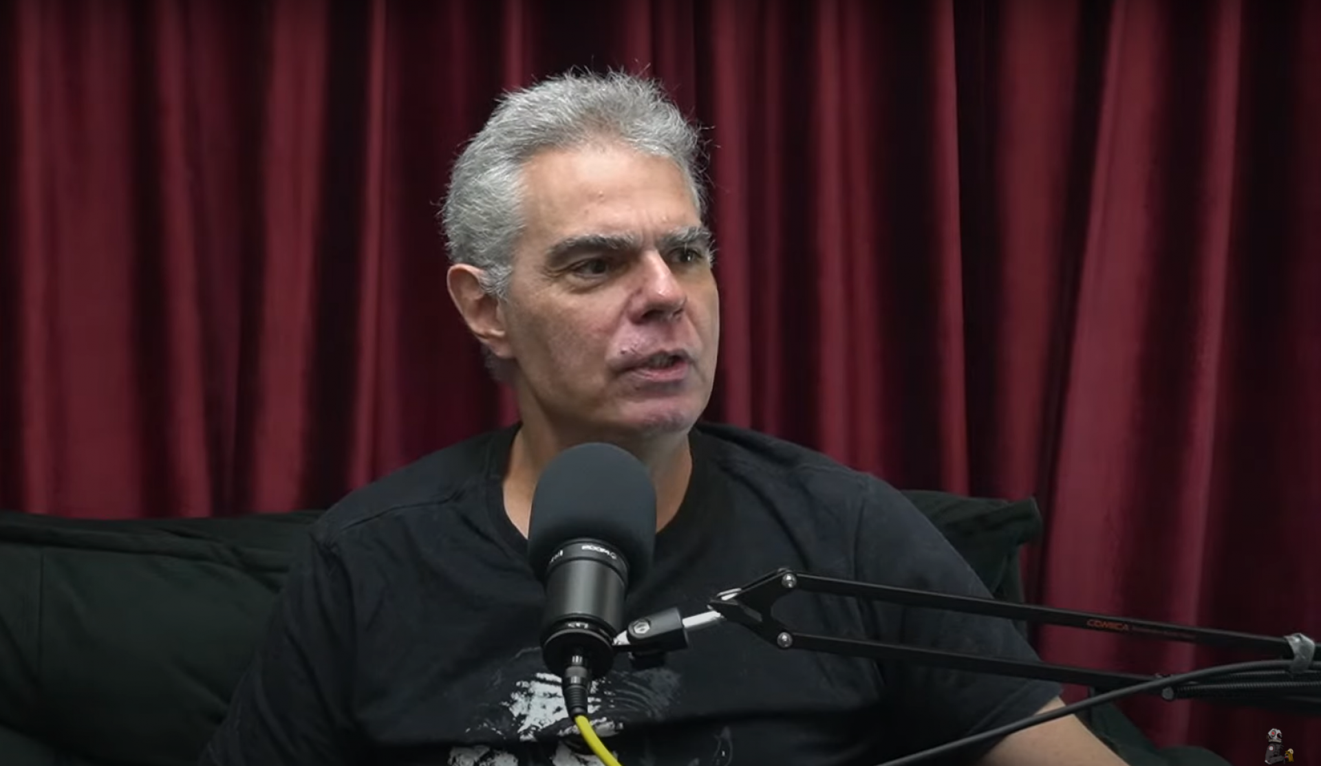 Nizo Neto afirma que o irmão, Bruno Mazzeo, se recusa a trabalhar em família - Reprodução / YouTube