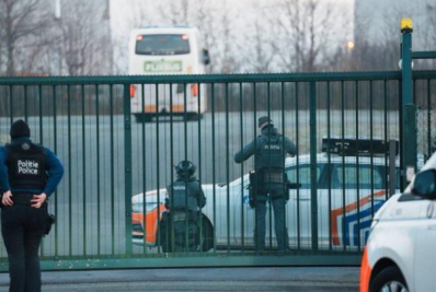 Na Bélgica, polícia evacua ônibus após denúncia de 'conversa terrorista' dentro do veículo
