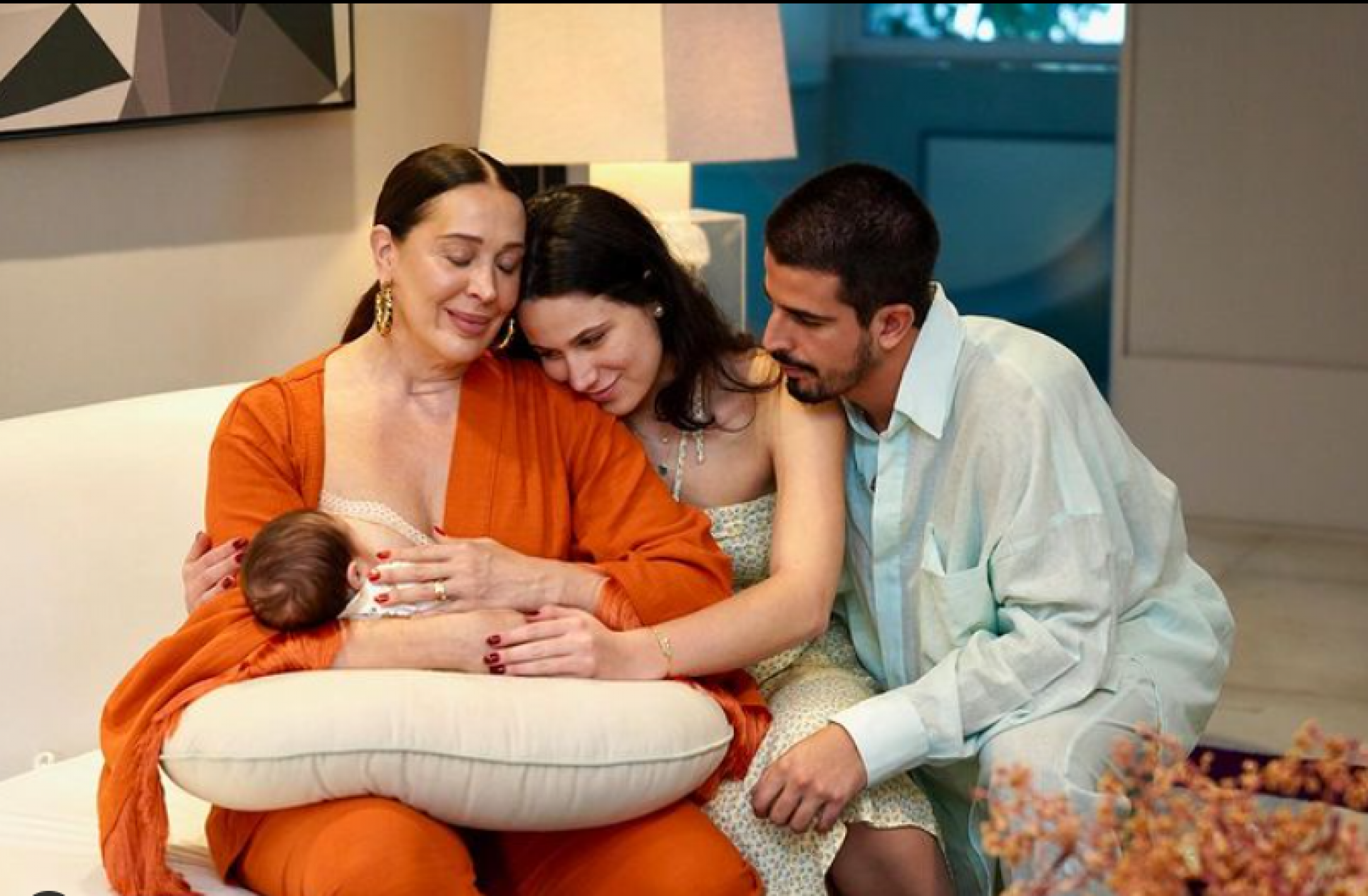 Claudia Raia e os filhos, Enzo, Luca e Sophia - Reprodução / Instagram