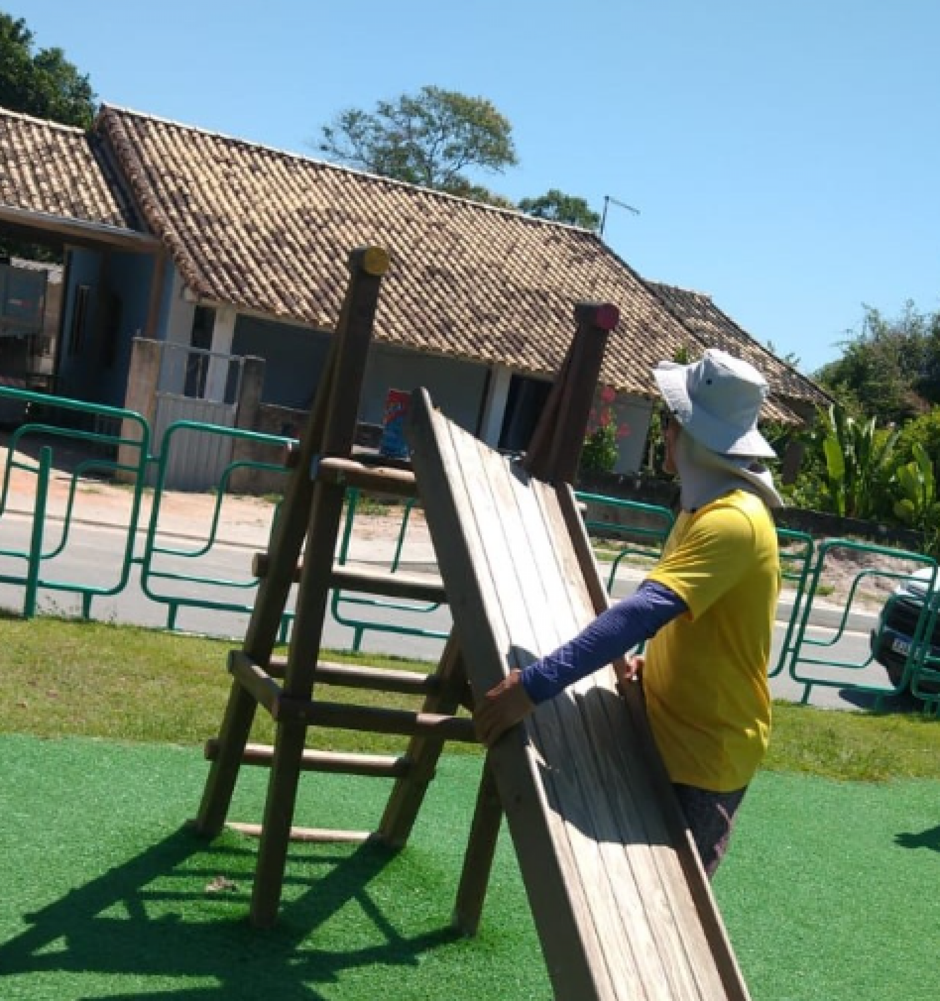 Prefeitura de Saquarema segue com os serviços de limpeza e manutenção em Sampaio Corrêa, Bacaxá e Jaconé - Divulgação/Prefeitura de Saquarema