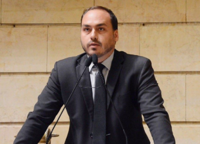 Carlos Bolsonaro critica alternativas à direita para 2026: 'isso é oportunismo barato'