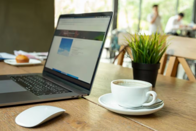 Padaria pode restringir uso de notebook por clientes? Entenda