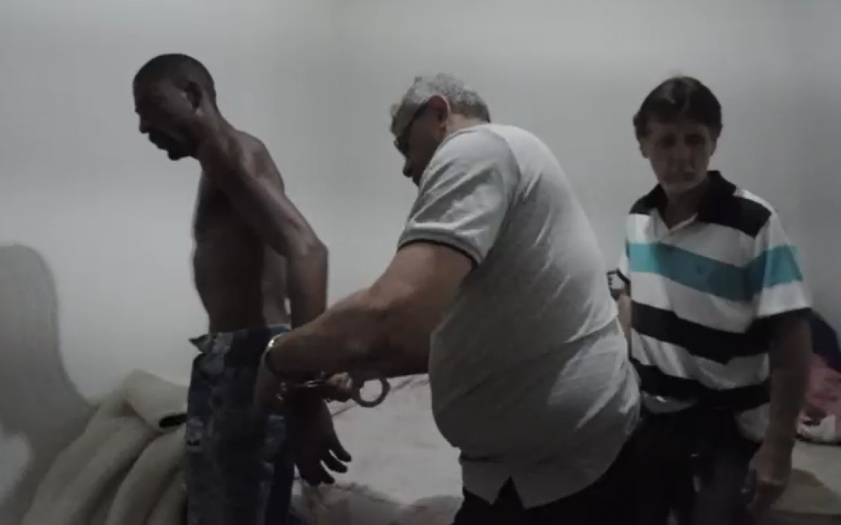 Rapaz foi preso na casa da namorada em Itaboraí, na Região Metropolitana do Rio