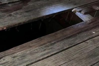 Deck de madeira cede e mulher cai em rio em Nova Friburgo