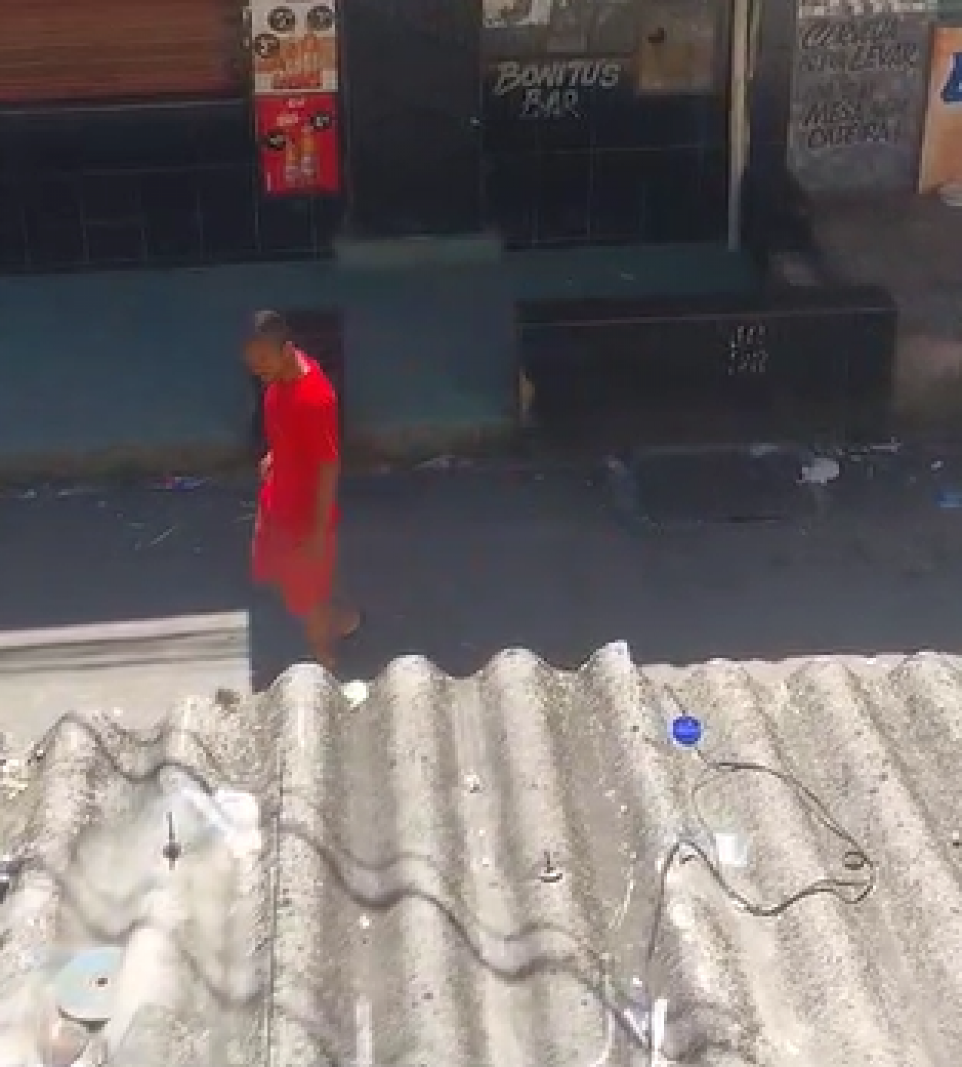 Rapaz passava o dia na frente da casa da ex-namorada a ameaçando