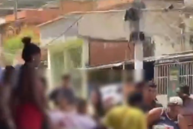 Vídeo: Moradores do Alemão socorrem baleados durante megaoperação