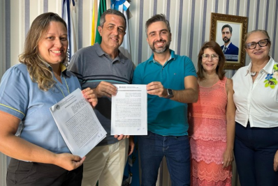Governo municipal renova convênios de cooperação com Apae e Lar dos Idosos