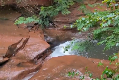 Três jovens morrem após cabeça d'água atingir cachoeira no Paraná