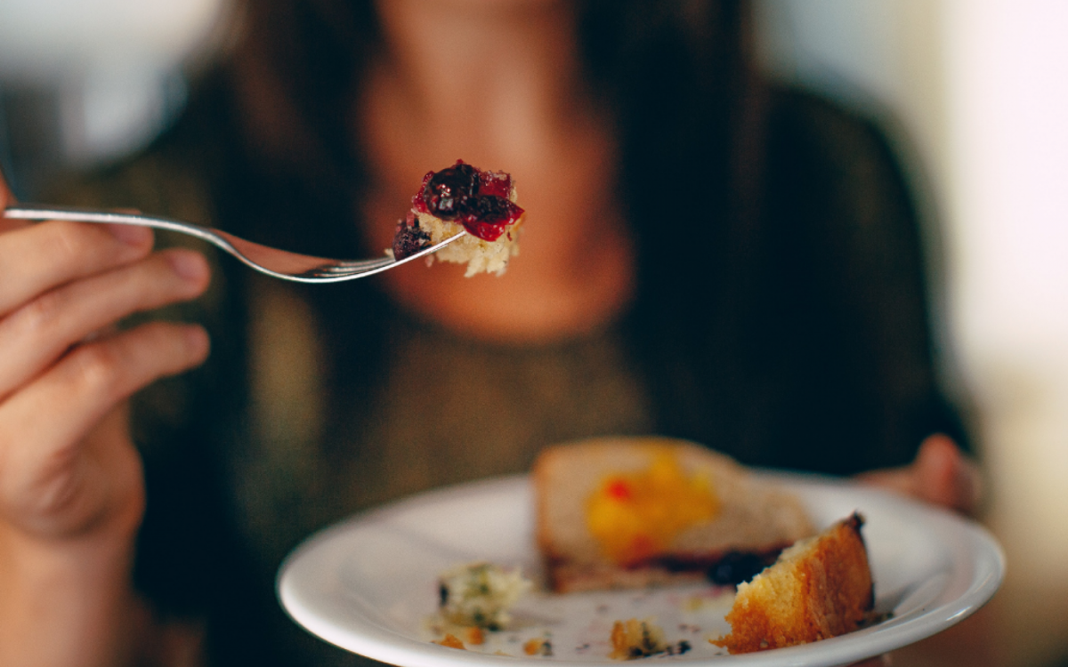 Comer Emocional: como lidar com as emoções sem descontar na comida
