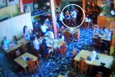 Vídeo: garçom mata vereador a facadas em restaurante