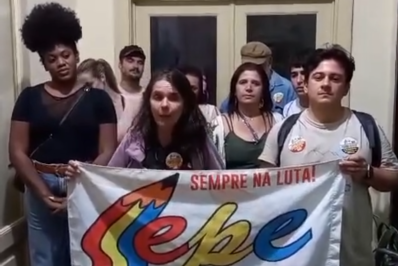 Profissionais da educação de Friburgo fazem paralisação de 24h