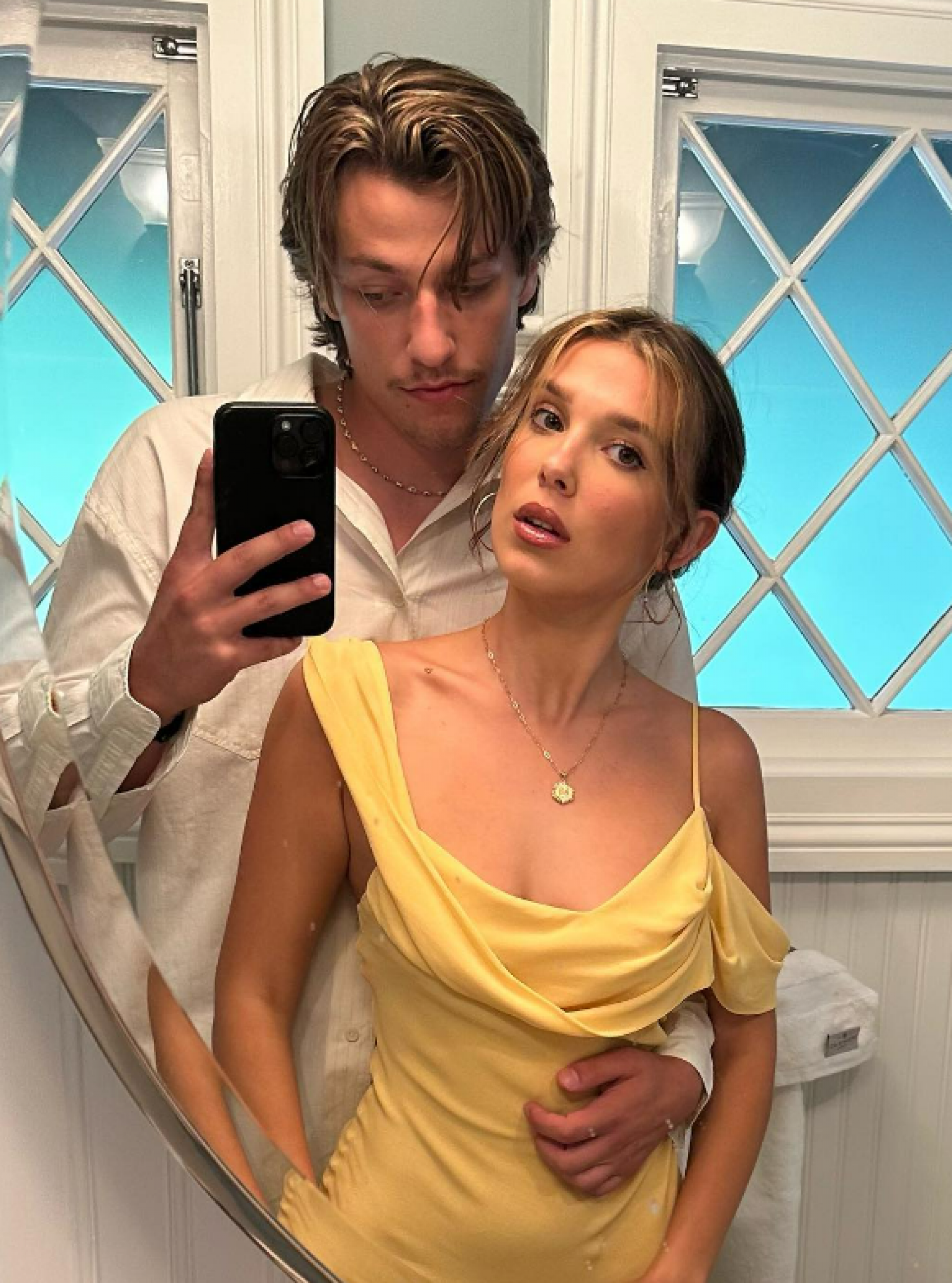 Millie Bobby Brown e filho do Bon Jovi se casaram em segredo, diz site - Foto: Reprodução