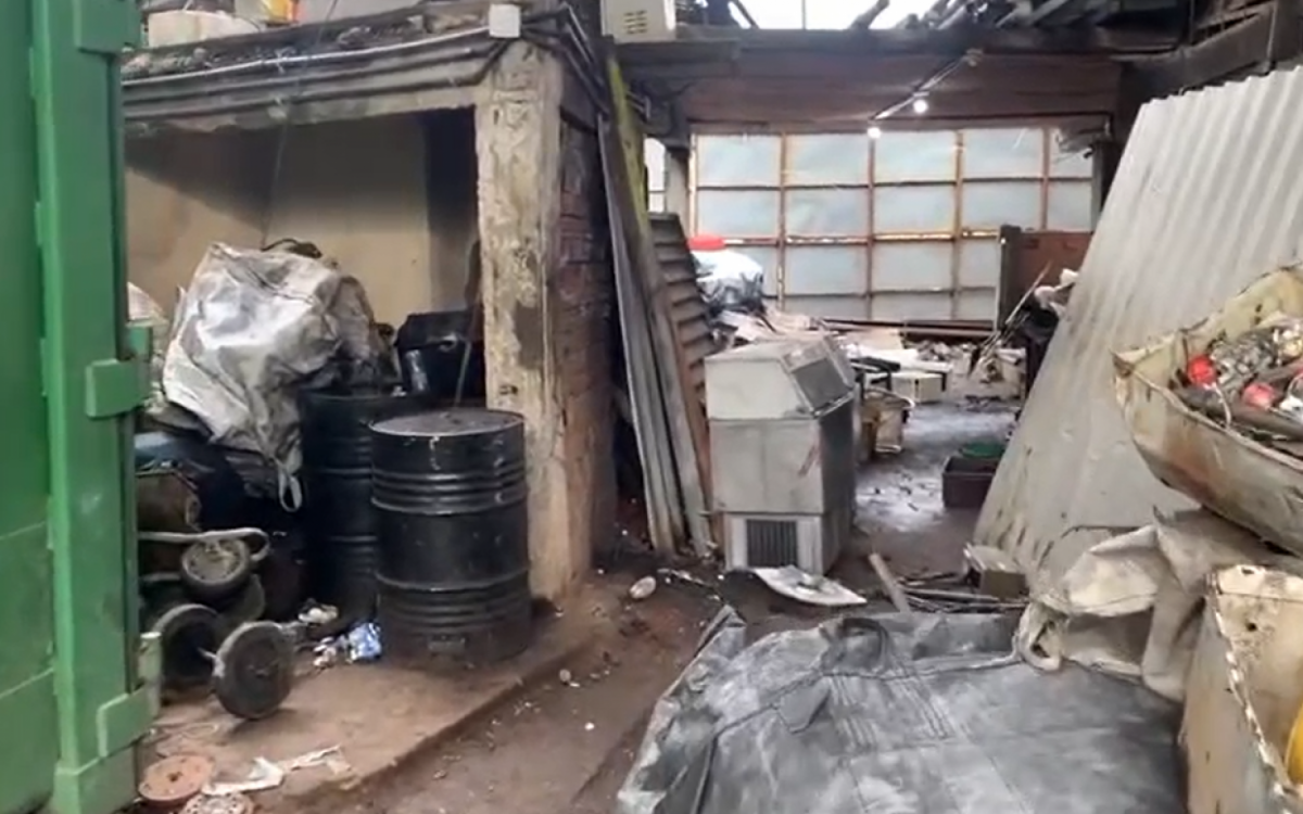 Cabos desviados eram vendidos ilegalmente para ferros-velhos