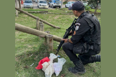 PM apreende grande quantidade de drogas em Belford Roxo
