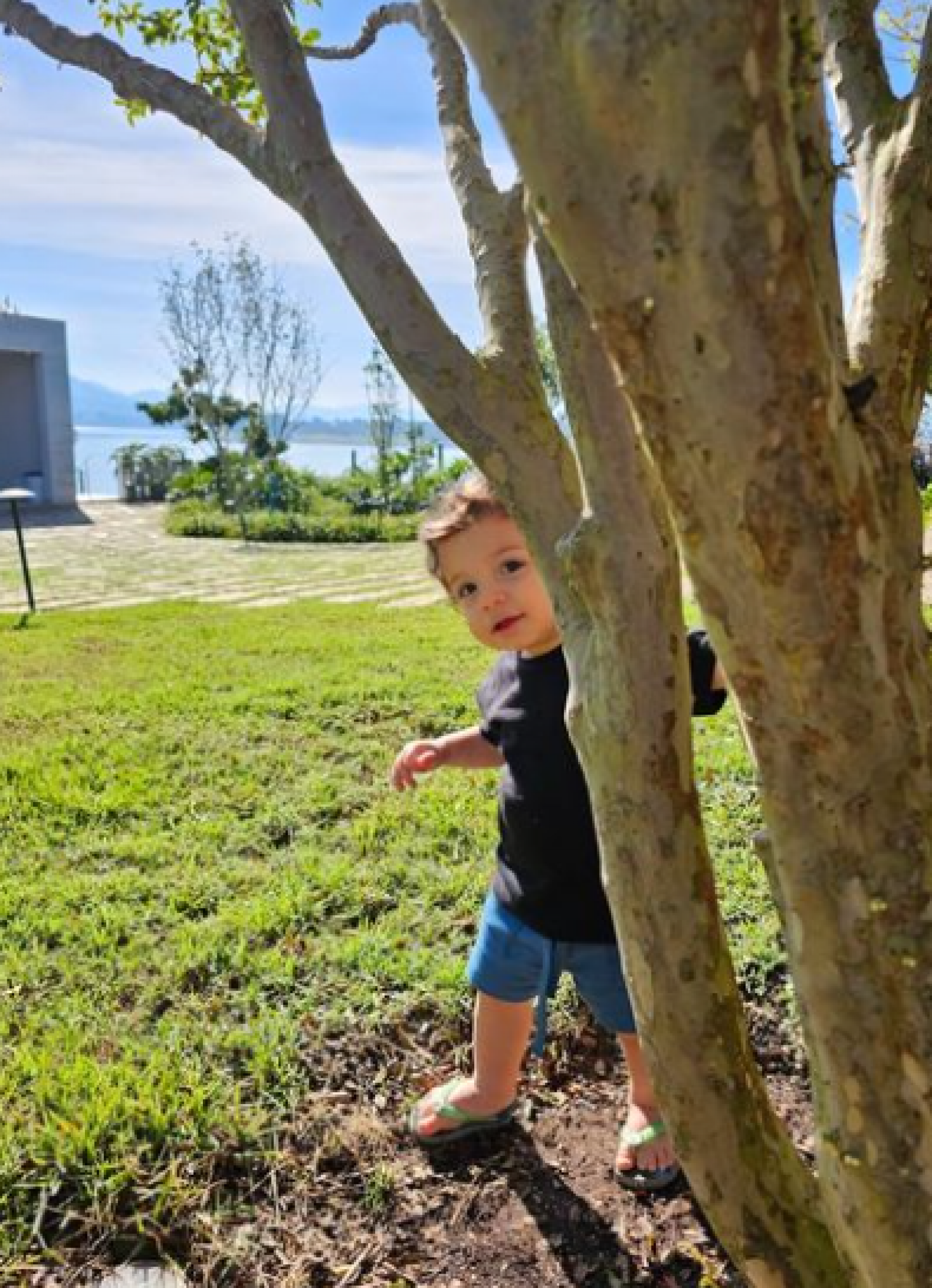 Claudia Raia compartilha fotos do filho caçula, Luca, e encanta a web - Reprodução / Instagram