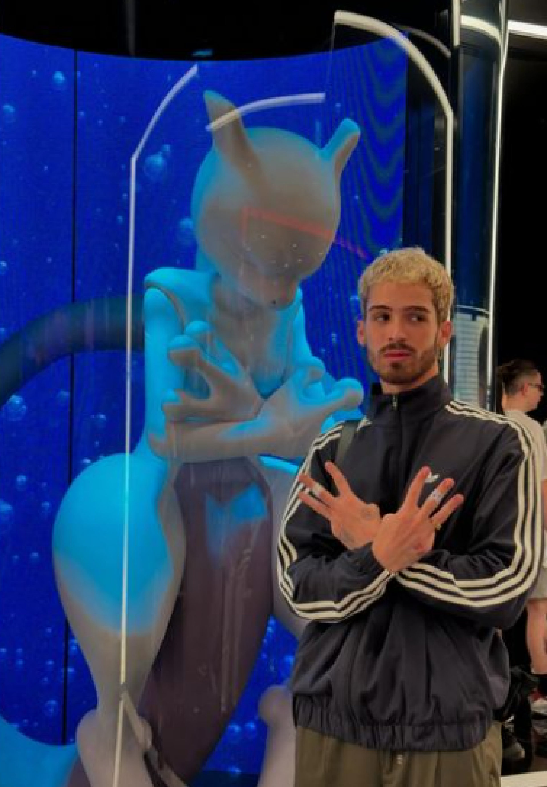 João Guilherme compartilha fotos em viagem no Japão - Reprodução / Instagram