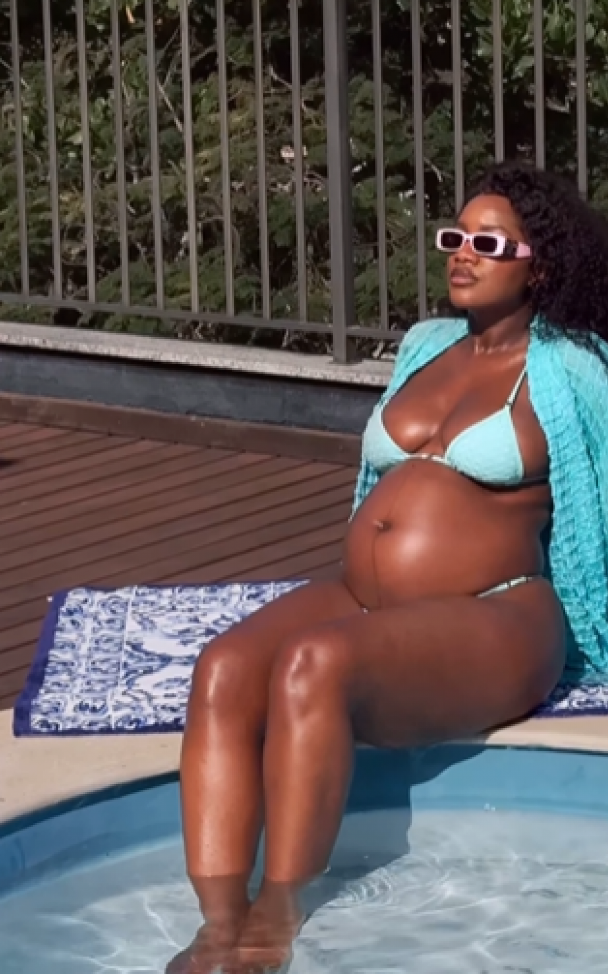 Iza mostra barriga de gravidez da primeira filha - Reprodução/Instagram