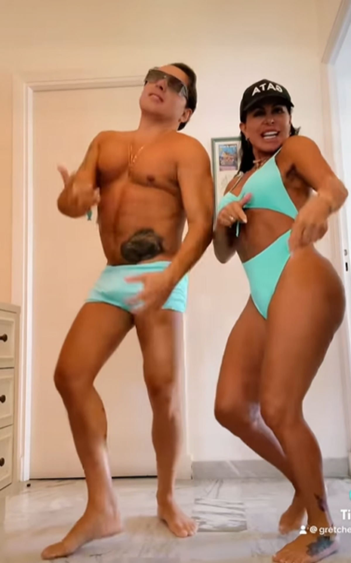 Gretchen e Esdras de Souza fazem dancinha divertida - Reprodução/Instagram