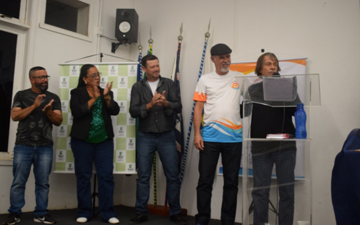 Cerimônia de formatura do Instituto Onda Azul 