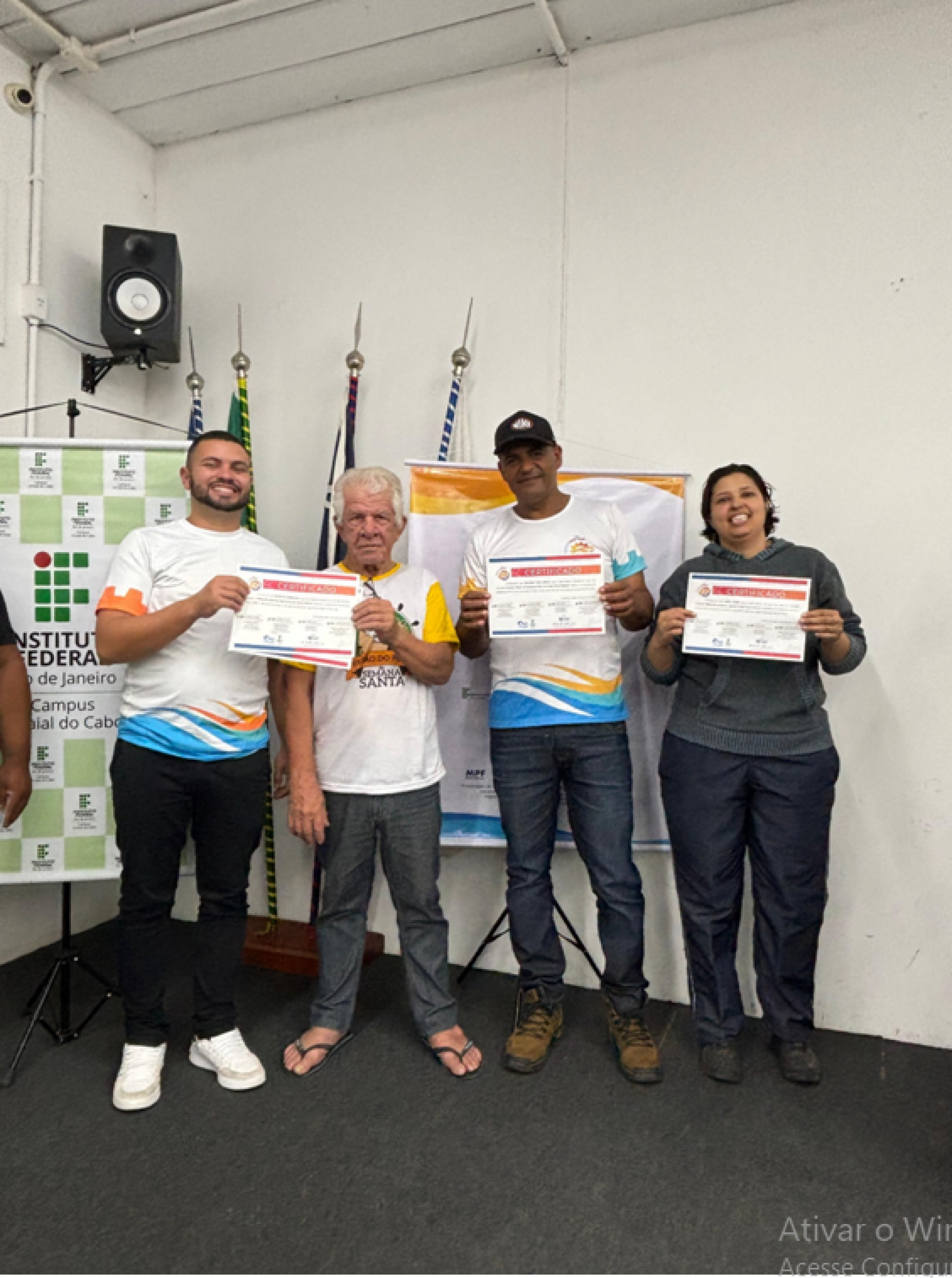 Cerim&ocirc;nia de formatura do Instituto Onda Azul  - Reprodu&ccedil;&atilde;o 