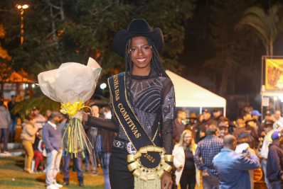 Representante da Comitiva São Caetano é eleita Rainha das Comitivas 2024