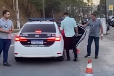 Homem que atingiu motocicleta com mãe e filha na Posse é preso