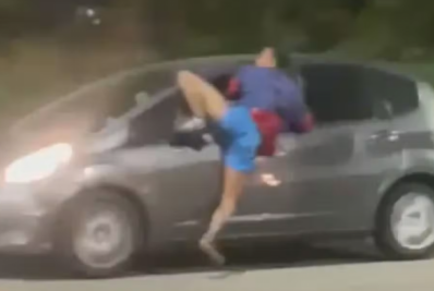 Motorista que dirigiu com homem pendurado estava com filha, mãe e mulher: 'Fiz para proteger'