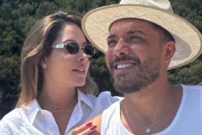Na Itália, Wesley Safadão faz surpresa romântica para celebrar 8 anos de casamento