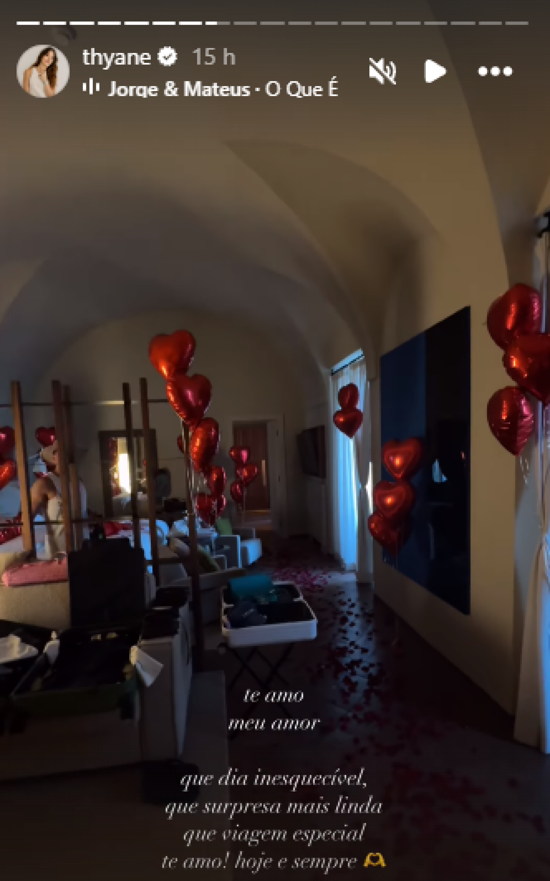 Na Itália, Thyane Dantas se declara após ser surpreendida pelo marido, Wesley Safadão
 - Reprodução de vídeo / Instagram