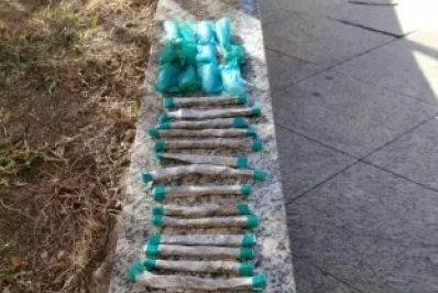 PM apreende drogas e detém acusado de tráfico em Arraial do Cabo