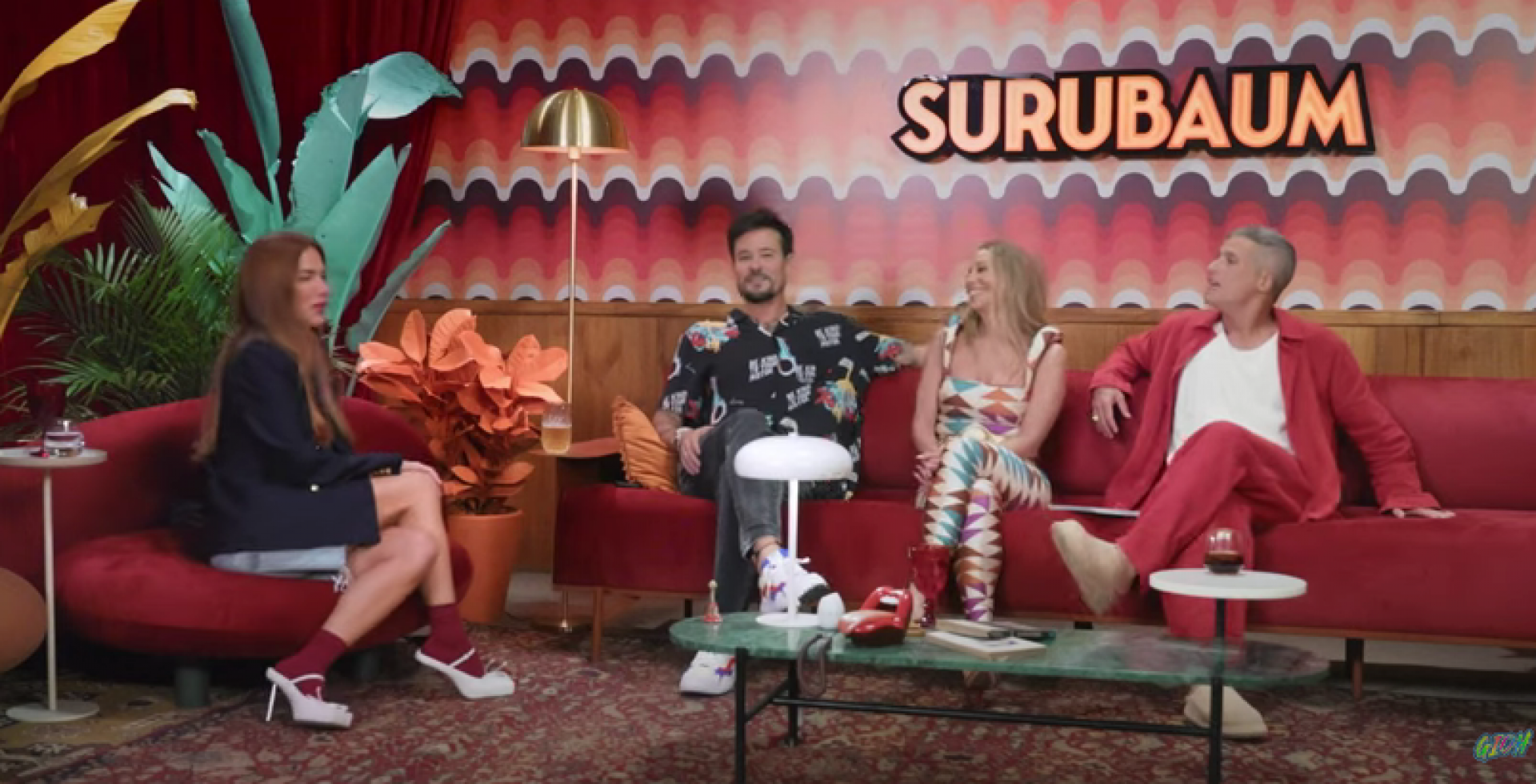 - Reprodução de vídeo