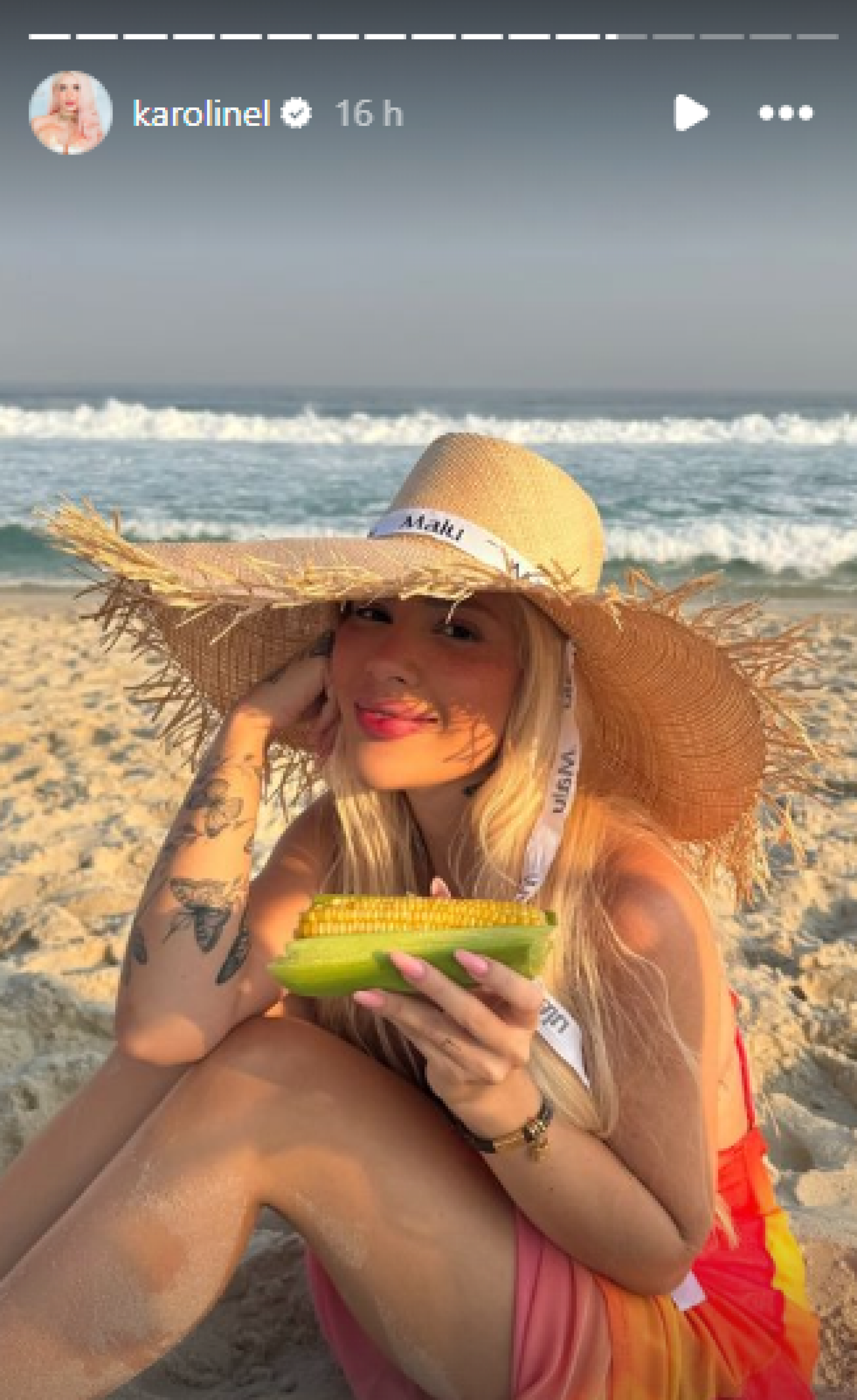 Karoline Lima curte dia de praia com o namorado, Léo Pereira - Reprodução / Instagram