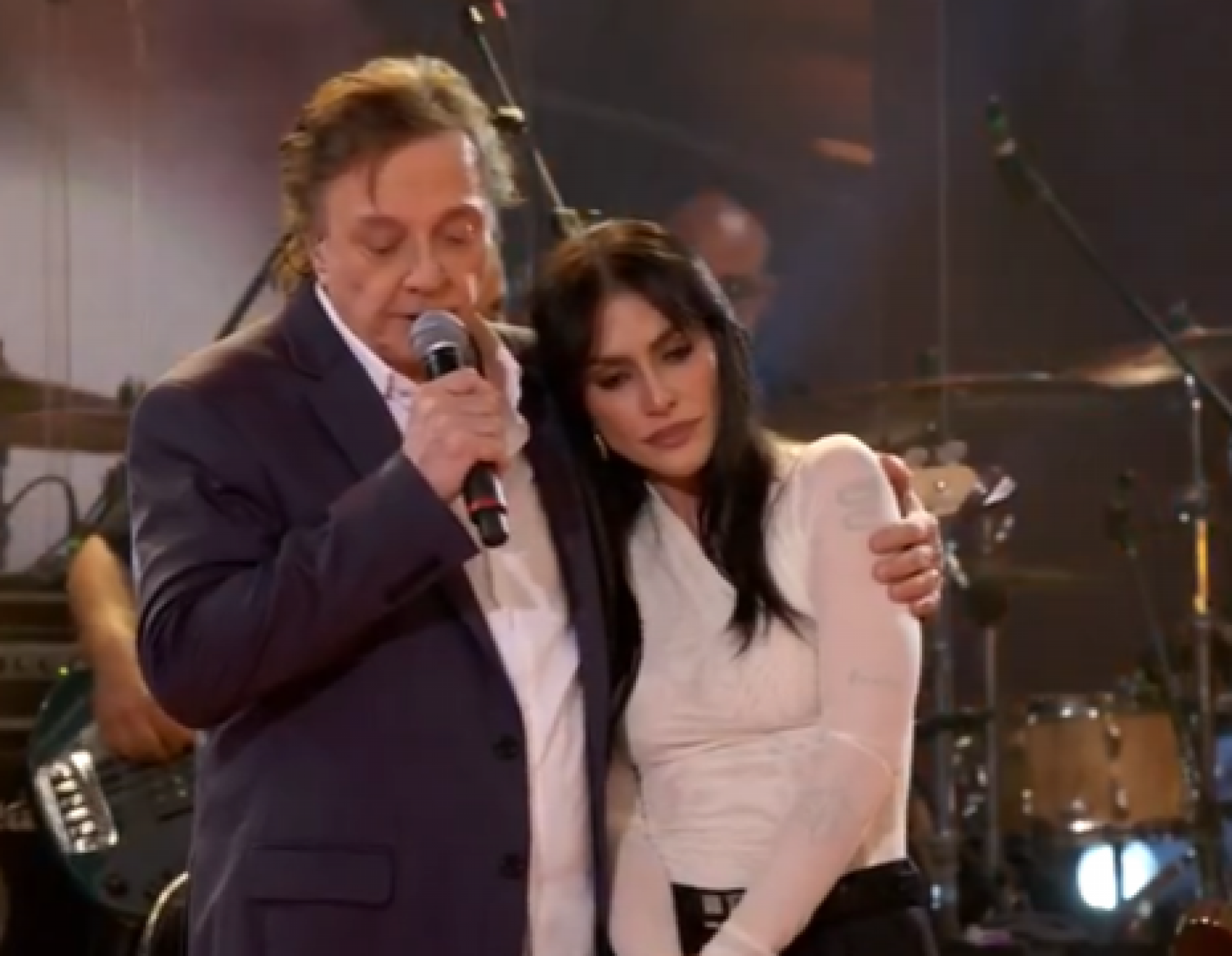 Fábio Jr. e Cleo cantam juntos em especial de Dia dos Pais do 'Altas Horas' - Reprodução de vídeo