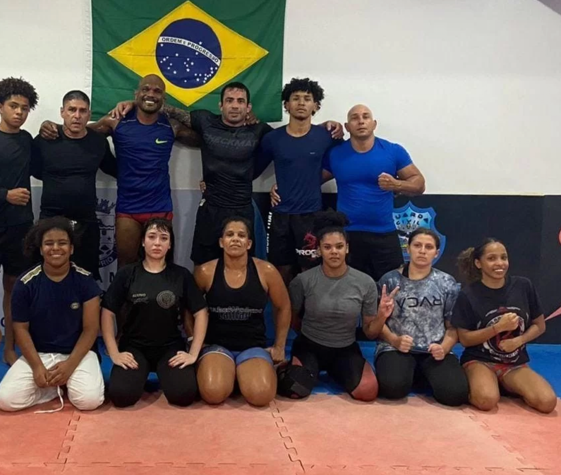 Atletas do projeto gratuito de Jiu-Jitsu  - Reprodução/ Rede social 