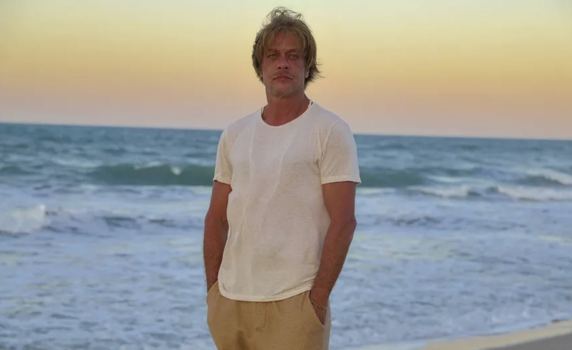 Fábio Assunção no set de 'Motel Destino' - Divulgação  Jarbas Oliveira