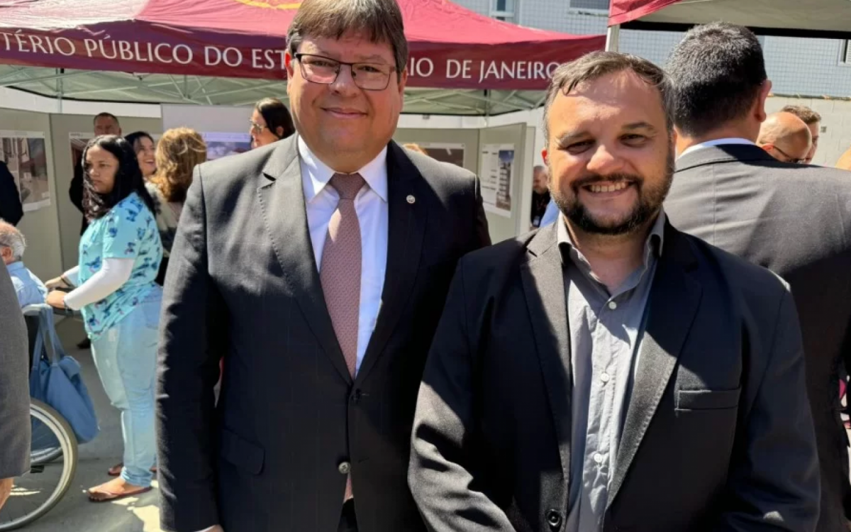 Autoridades presente no evento 