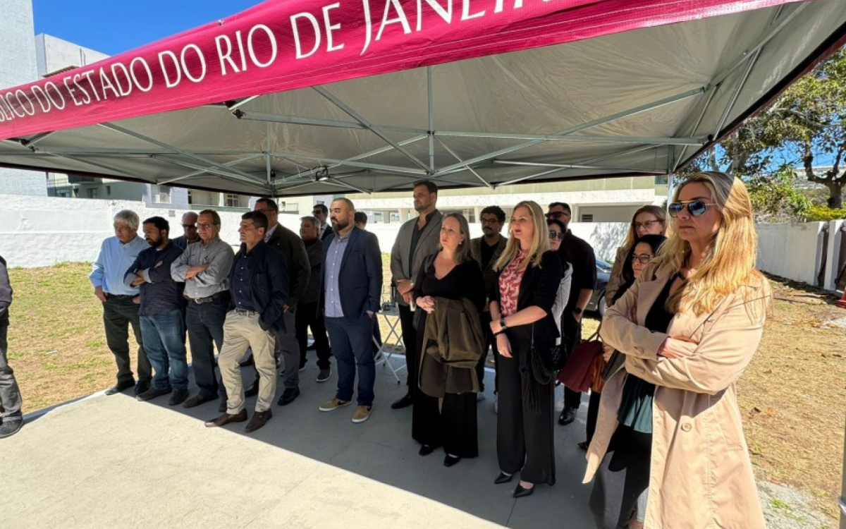 Autoridades presente no evento 